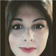 Diplomata con maturità scientifica, impartisce lezioni di matematica per ragazzi di scuola elementare, media e superiore